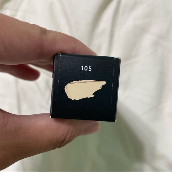 ‼️FENTY BEAUTY PRO FILTER HYDRATING FOUNDATION 105 - Picture 4 of 7